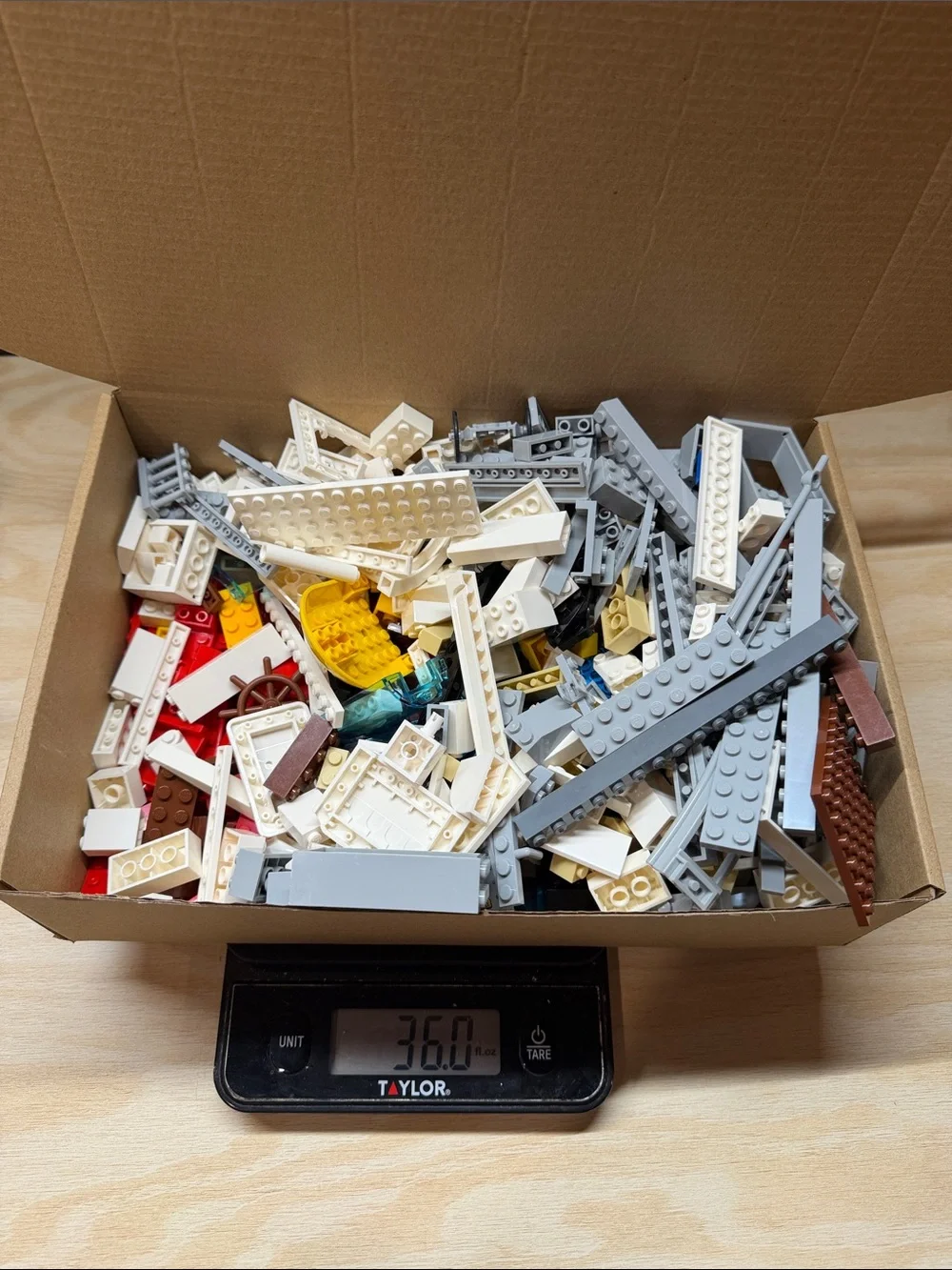 Bulk Mixed Lego Bricks Parts Pieces Lot, Clean Genuine Lego 2LB